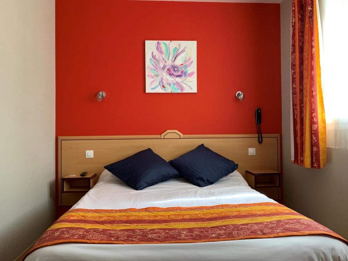 Hotel Du Haut Marais Saint-Marcel  Exterior photo