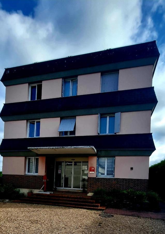 Hotel Du Haut Marais Saint-Marcel  Exterior photo